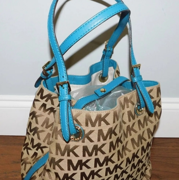 NWOT Michael Kors Handbag - Picture 3 of 6